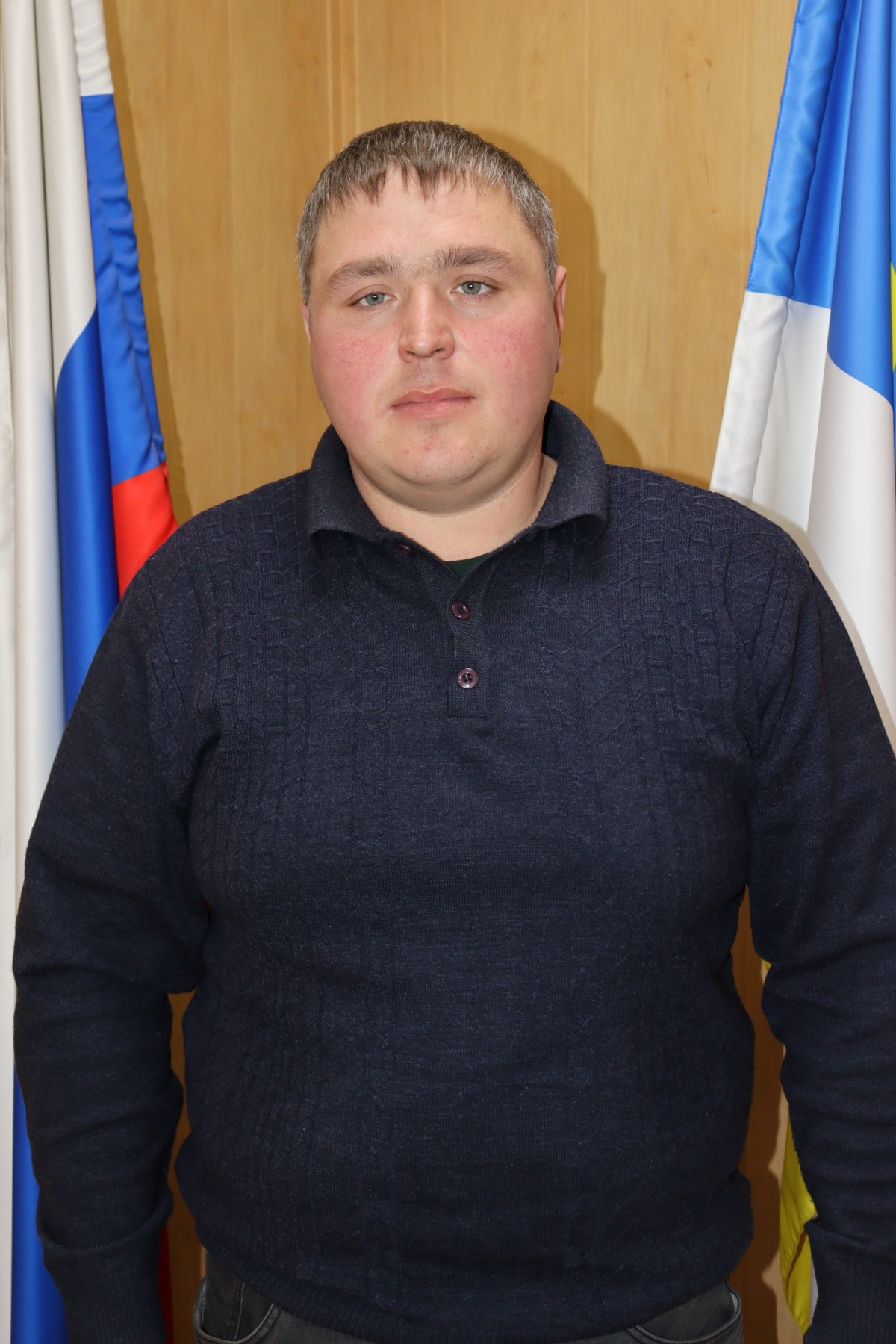 Гуляев Владимир Васильевич.